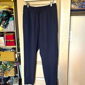 Athleta Metropolis Straight leg Pants Navy Size 8